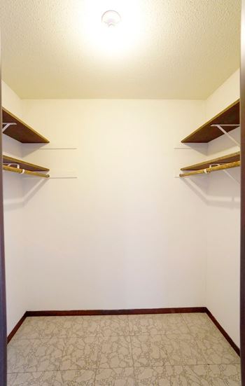 Como court - 2 bedroom